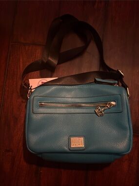 Juicy Couture Teal Blue “good sport”Crossbody Bag with Gold Hardware